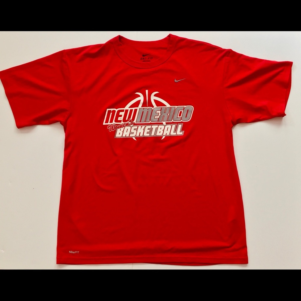 Nike UNM Women’s Basketball Training Shirt Sz L